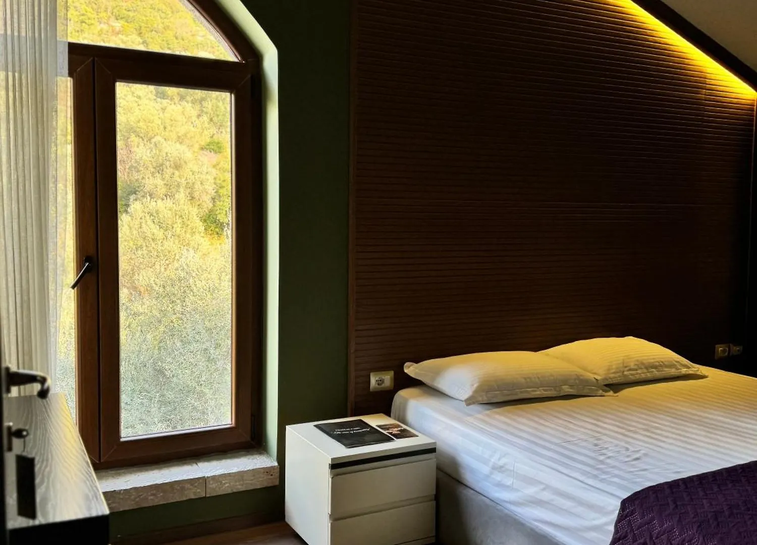 Farm stay Chateau Fasel Tirana