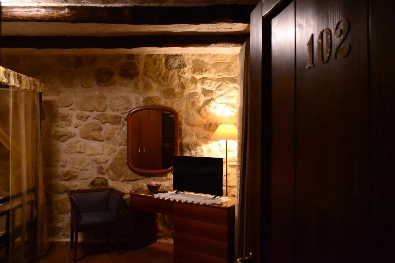 Chateau Fasel Tirana Farm stay