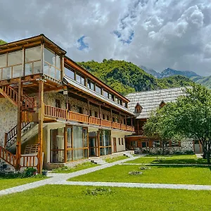  Vakantieboerderij Logu I Harushave Albanië