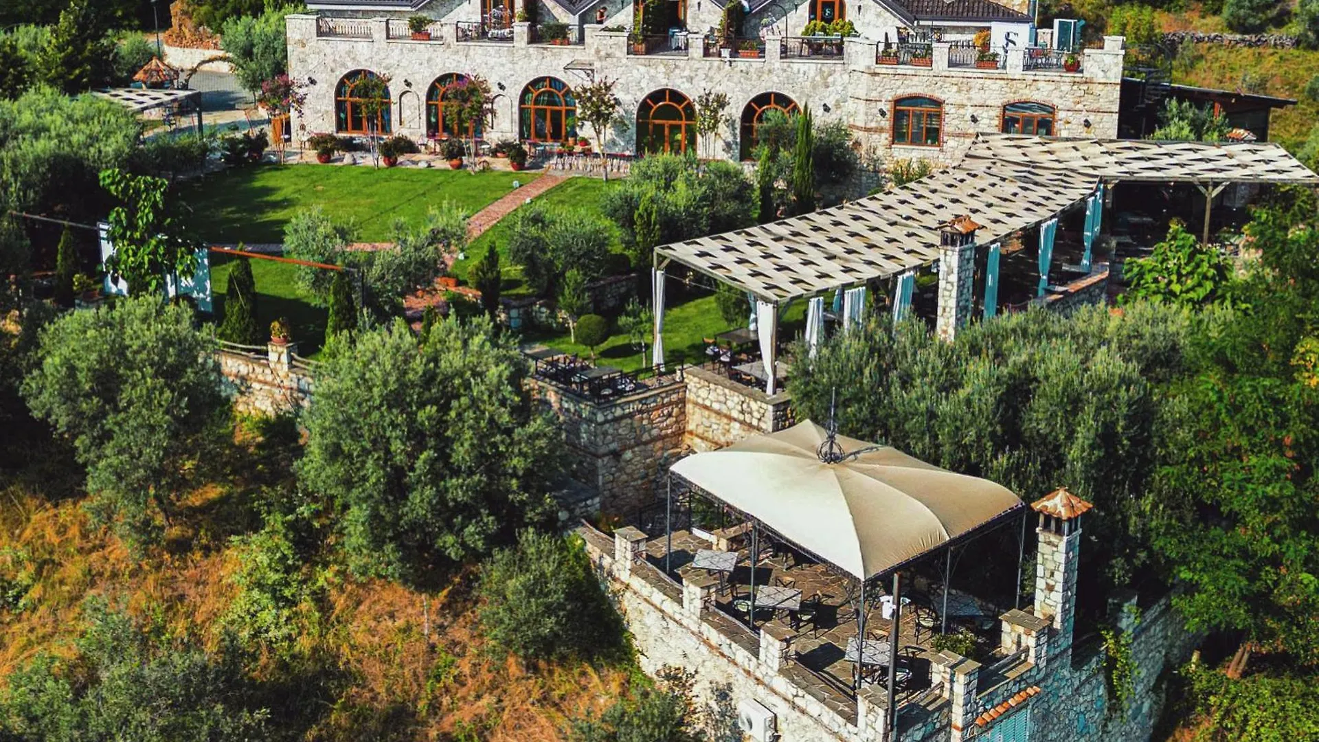 Chateau Fasel Tirana Albanië